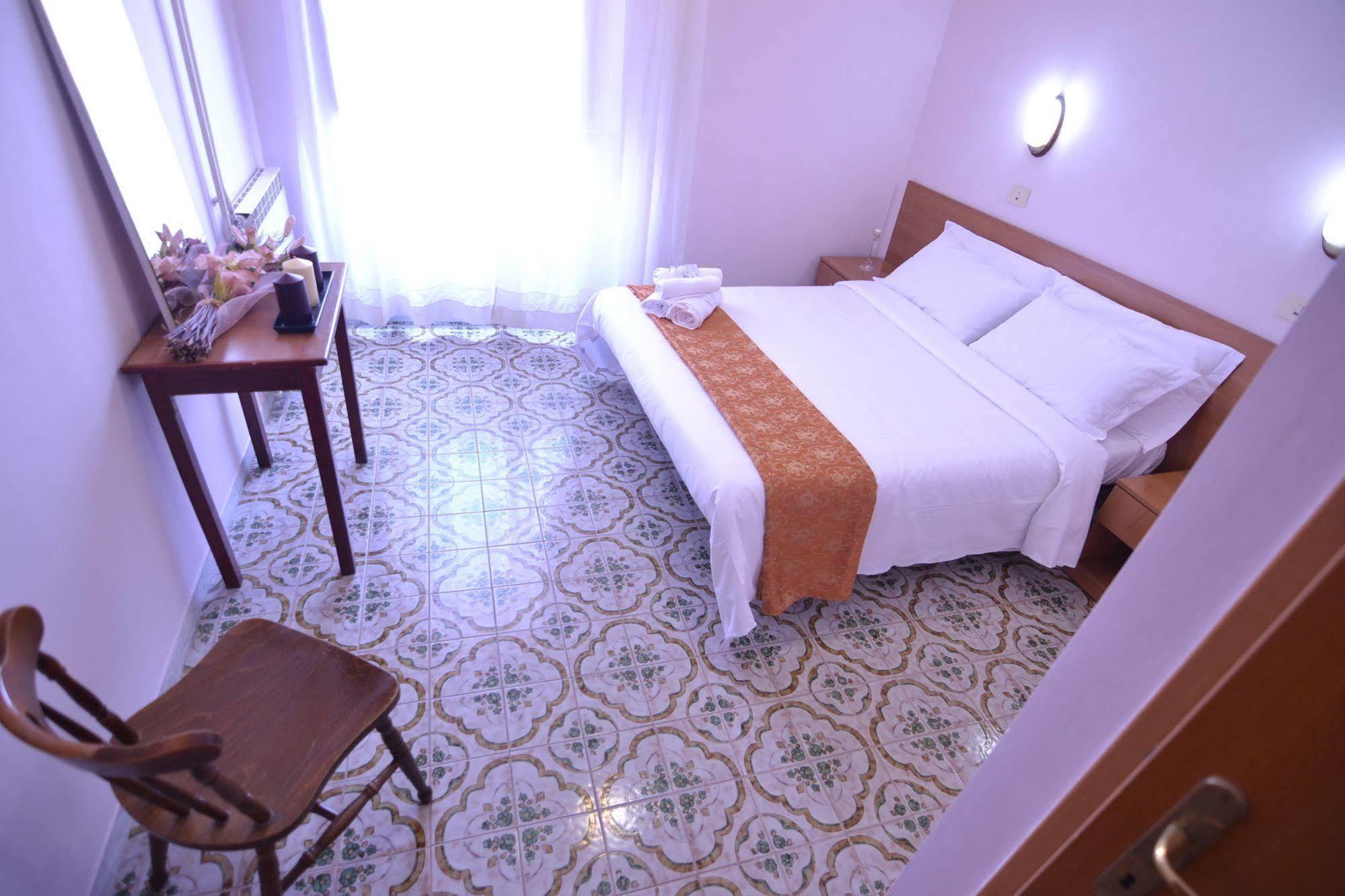 Hotel Cathrine Roma Exterior foto